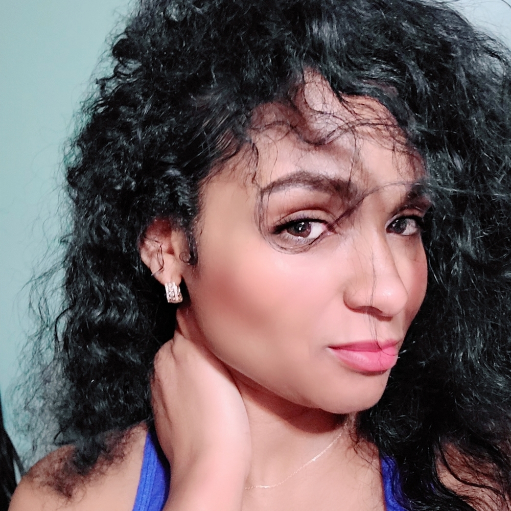 Meet your Posher, Karrie